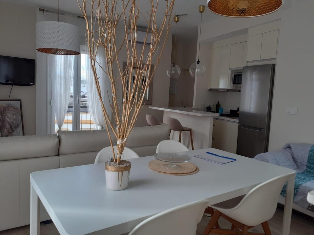 Appartamento La Casa De Leon Xiii.Terraza Privada. Parejas Siviglia Esterno foto